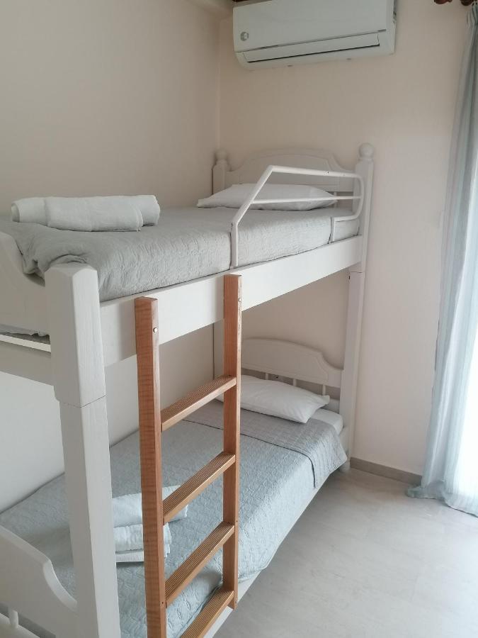 Apartment Dimitris *